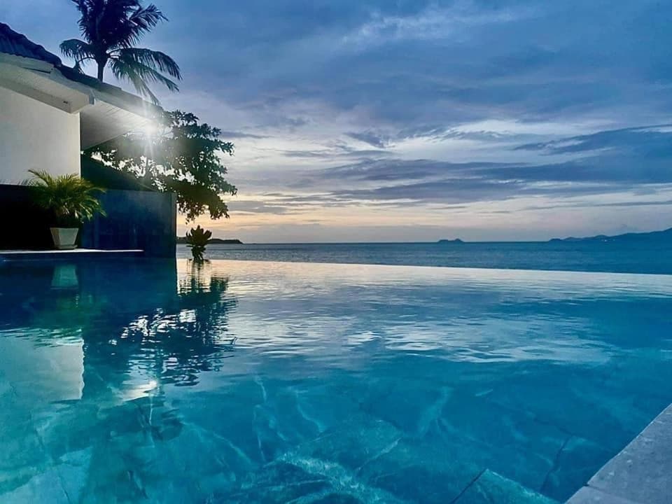 cosy beach resort piscine