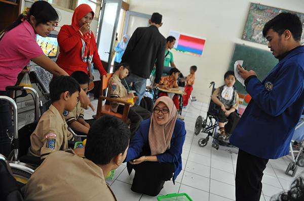 Une association française pour “donner sa place à la différence en Indonésie”